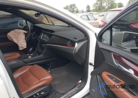 2019 Cadillac Xt5 Luxury z USA, uszkodzony, nr VIN 1GYKNCRSXKZ281152